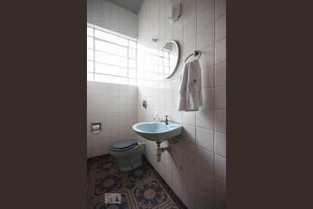 Lavabo de casa à venda com 3 quartos, 206m² em Vila Inah, São Paulo