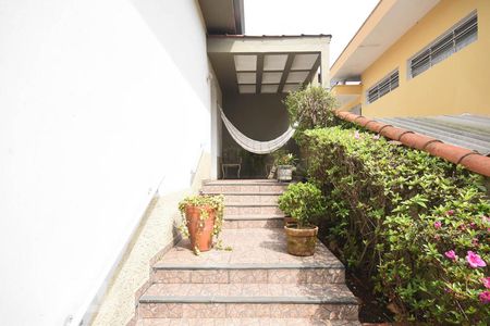 Casa à venda com 206m², 3 quartos e 3 vagasEntrada