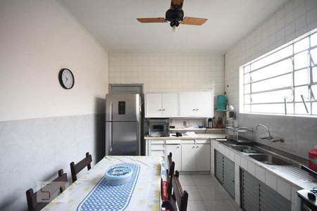 Casa à venda com 206m², 3 quartos e 3 vagasCozinha