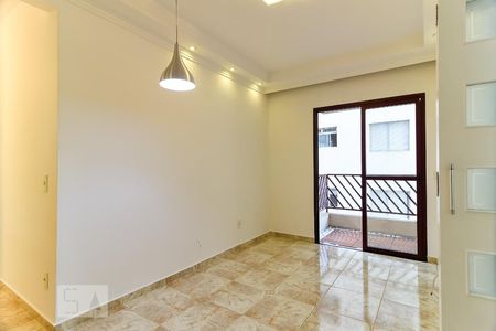 Sala de apartamento para alugar com 2 quartos, 64m² em Chácara Inglesa, São Paulo