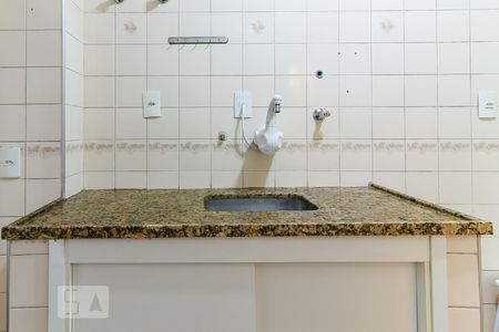Apartamento para alugar com 64m², 2 quartos e 1 vagaCozinha - Pia
