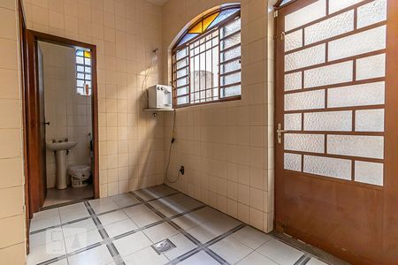 Casa à venda com 386m², 3 quartos e 8 vagas Casa à venda com 386m², 3 quartos e 8 vagasCozinha