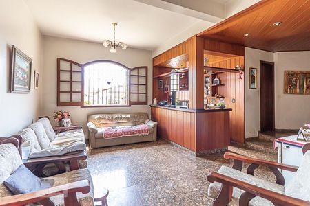 Sala de casa à venda com 3 quartos, 386m² em Palmares, Belo Horizonte