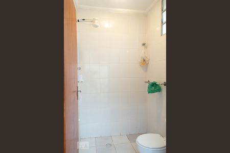 BANHEIRO de casa para alugar com 2 quartos, 140m² em Vila Palmeiras, São Paulo