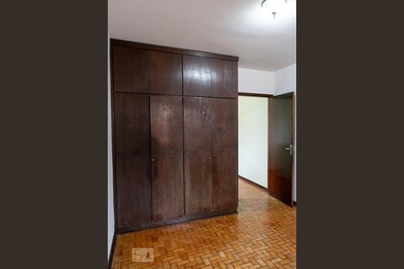 QUARTO 1 de casa para alugar com 2 quartos, 140m² em Vila Palmeiras, São Paulo