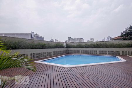 Apartamento à venda com 80m², 3 quartos e 2 vagas Apartamento à venda com 80m², 3 quartos e 2 vagasPiscina