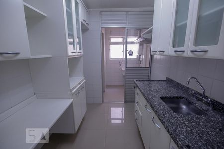 Apartamento à venda com 80m², 3 quartos e 2 vagas Apartamento à venda com 80m², 3 quartos e 2 vagasCozinha