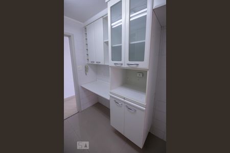 Apartamento à venda com 80m², 3 quartos e 2 vagas Apartamento à venda com 80m², 3 quartos e 2 vagasCozinha