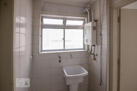 Apartamento à venda com 80m², 3 quartos e 2 vagas Apartamento à venda com 80m², 3 quartos e 2 vagasÁrea de Serviço