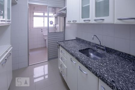 Apartamento à venda com 80m², 3 quartos e 2 vagas Apartamento à venda com 80m², 3 quartos e 2 vagasCozinha