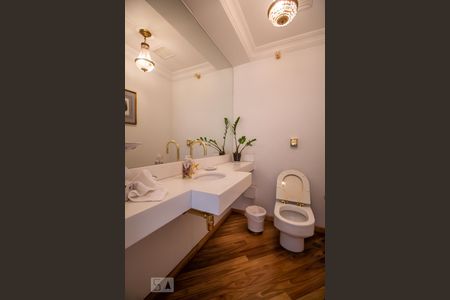 Apartamento para alugar com 350m², 3 quartos e 2 vagasLavabo