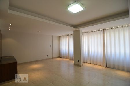 Apartamento para alugar com 110m², 3 quartos e 2 vagasSala