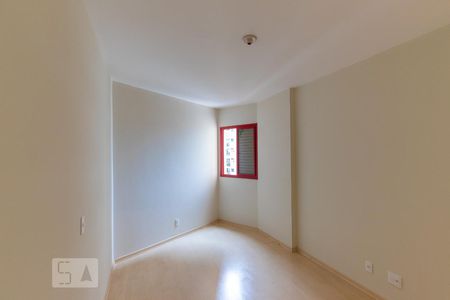 Apartamento à venda com 147m², 3 quartos e 2 vagas Apartamento à venda com 147m², 3 quartos e 2 vagasQuarto 2