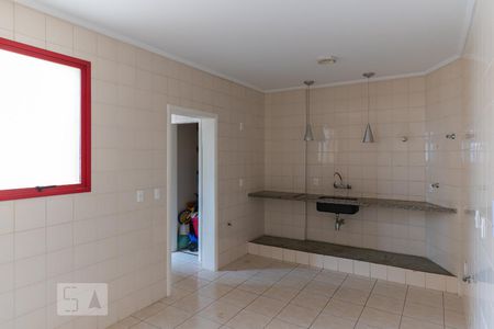 Apartamento à venda com 147m², 3 quartos e 2 vagas Apartamento à venda com 147m², 3 quartos e 2 vagasCozinha