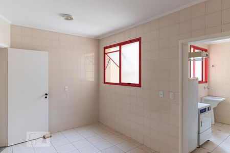 Apartamento à venda com 147m², 3 quartos e 2 vagas Apartamento à venda com 147m², 3 quartos e 2 vagasCozinha