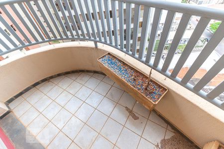 Apartamento à venda com 147m², 3 quartos e 2 vagas Apartamento à venda com 147m², 3 quartos e 2 vagasSacada da suíte