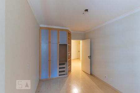 Apartamento à venda com 147m², 3 quartos e 2 vagas Apartamento à venda com 147m², 3 quartos e 2 vagasQuarto 1