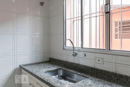 1o. Andar - Cozinha (Pia) de casa para alugar com 2 quartos, 121m² em Vila Nair, São Paulo