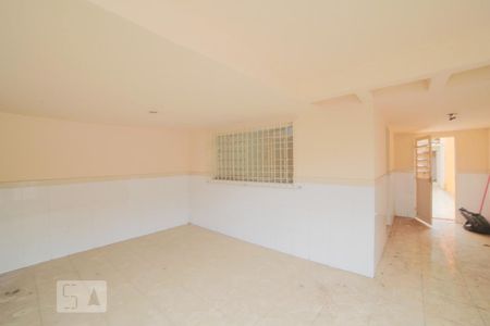 Casa à venda com 142m², 3 quartos e 2 vagasGaragem
