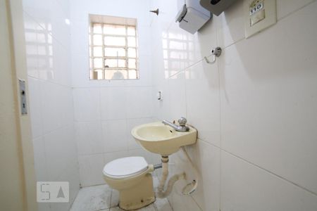 Lavabo de casa para alugar com 3 quartos, 142m² em Vila Paulista, São Paulo