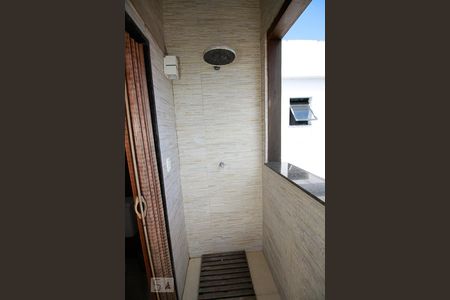 Apartamento para alugar com 225m², 3 quartos e 2 vagasChuveirão