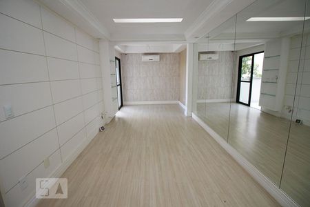 Apartamento para alugar com 225m², 3 quartos e 2 vagasSala