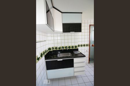 Apartamento para alugar com 225m², 3 quartos e 2 vagasCozinha