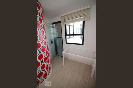 Apartamento para alugar com 225m², 3 quartos e 2 vagasEscritório