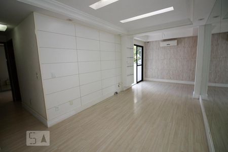 Apartamento para alugar com 225m², 3 quartos e 2 vagasSala