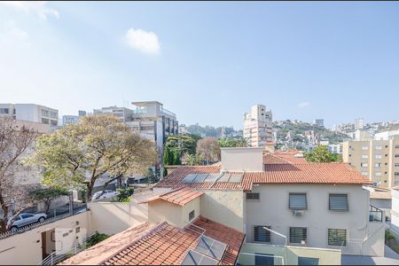 Apartamento para alugar com 3 quartos, 100m² em Santa Lúcia, Belo Horizonte