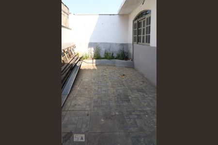 Casa de condomínio para alugar com 100m², 3 quartos e 1 vaga Casa de condomínio para alugar com 100m², 3 quartos e 1 vagaQuintal