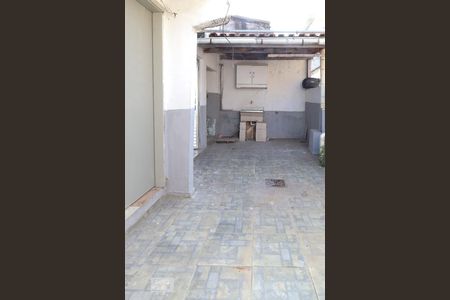 Casa de condomínio para alugar com 100m², 3 quartos e 1 vaga Casa de condomínio para alugar com 100m², 3 quartos e 1 vagaÁrea de serviço