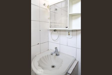 Casa de condomínio para alugar com 100m², 3 quartos e 1 vaga Casa de condomínio para alugar com 100m², 3 quartos e 1 vagaBanheiro 1
