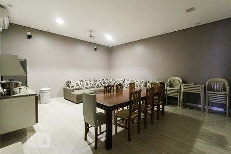 Apartamento à venda com 60m², 2 quartos e sem vaga Apartamento à venda com 60m², 2 quartos e sem vagaÁrea comum - Salão de festas