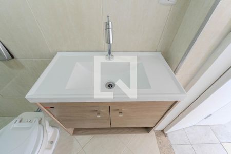 Banheiro de kitnet/studio para alugar com 1 quarto, 37m² em Bela Vista, São Paulo