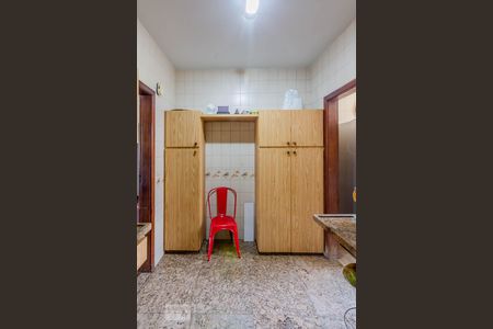 Apartamento para alugar com 140m², 4 quartos e 2 vagas Apartamento para alugar com 140m², 4 quartos e 2 vagasCozinha