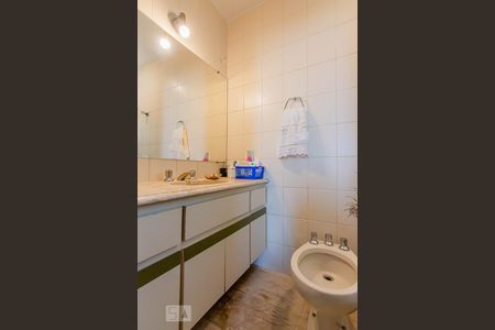 Apartamento para alugar com 140m², 4 quartos e 2 vagas Apartamento para alugar com 140m², 4 quartos e 2 vagasBanheiro Quarto 4 Suíte