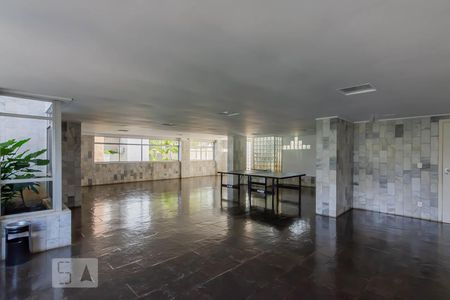 Apartamento para alugar com 140m², 4 quartos e 2 vagas Apartamento para alugar com 140m², 4 quartos e 2 vagasSalão de festas Edifício