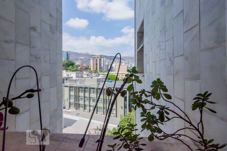 Apartamento para alugar com 140m², 4 quartos e 2 vagas Apartamento para alugar com 140m², 4 quartos e 2 vagasVista Sala 2