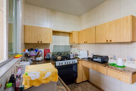 Apartamento para alugar com 140m², 4 quartos e 2 vagas Apartamento para alugar com 140m², 4 quartos e 2 vagasCozinha