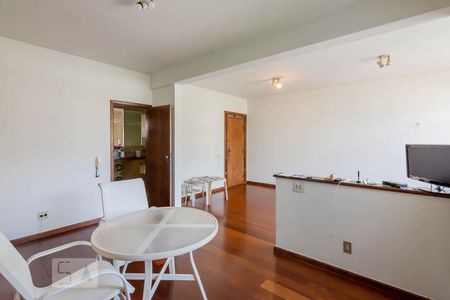 Apartamento para alugar com 140m², 4 quartos e 2 vagas Apartamento para alugar com 140m², 4 quartos e 2 vagasSala 2