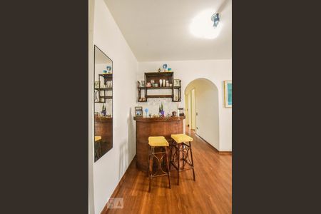 Apartamento para alugar com 75m², 4 quartos e 1 vagaSala