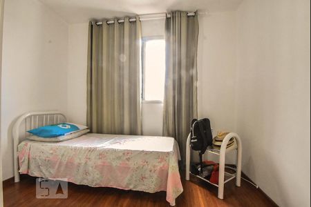 Apartamento para alugar com 75m², 4 quartos e 1 vagaQuarto 03
