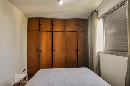 Apartamento para alugar com 75m², 4 quartos e 1 vagaQuarto 02