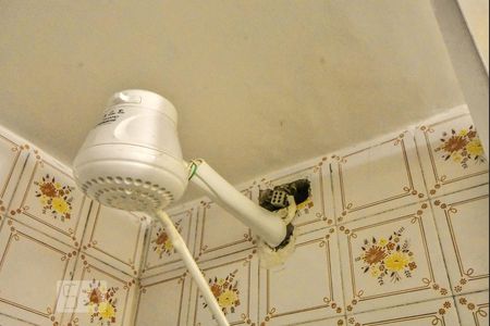 Apartamento para alugar com 75m², 4 quartos e 1 vagaBanheiro 01