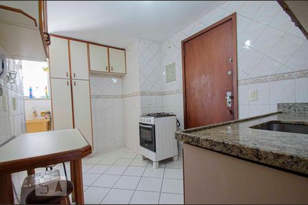 Apartamento à venda com 60m², 2 quartos e 1 vagaCozinha