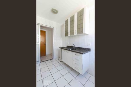 Apartamento para alugar com 55m², 2 quartos e 1 vaga Apartamento para alugar com 55m², 2 quartos e 1 vagaCozinha