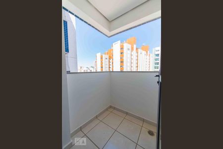 Apartamento para alugar com 55m², 2 quartos e 1 vaga Apartamento para alugar com 55m², 2 quartos e 1 vagaVaranda do Quarto 02