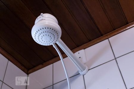 Detalhe banheiro de apartamento para alugar com 2 quartos, 87m² em Medianeira, Porto Alegre