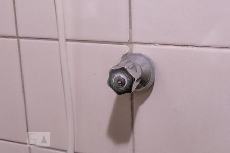 Detalhe banheiro de apartamento para alugar com 2 quartos, 87m² em Medianeira, Porto Alegre